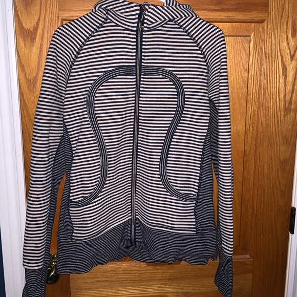 Lululemon Scuba Hoodie - Picture 1 of 2